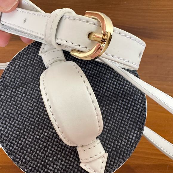 Paravel Capsule Bag - White and Black - Made in Italy - Picture 8 of 8